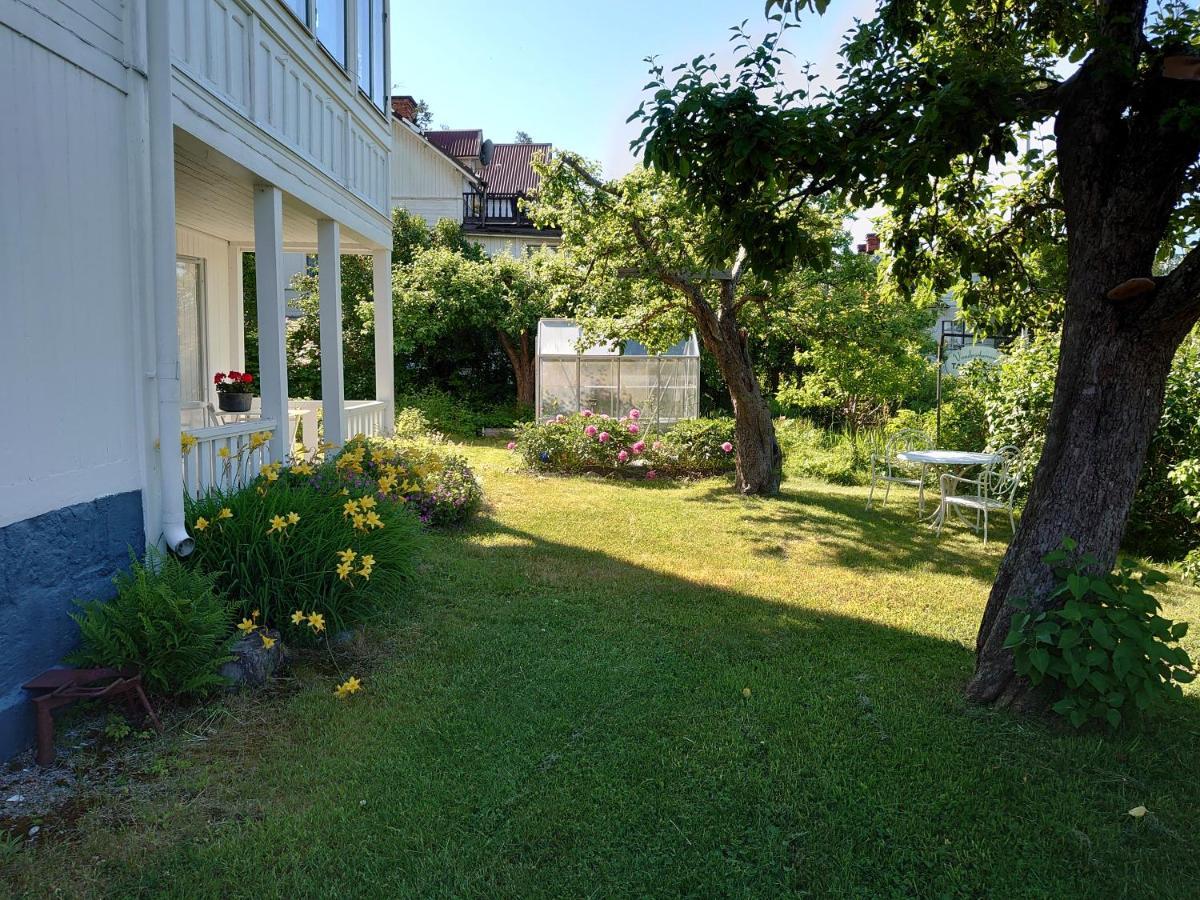 Vandrarhemmet Tallbacka/Aengelsberg Hostel Angelsberg Ngoại thất bức ảnh