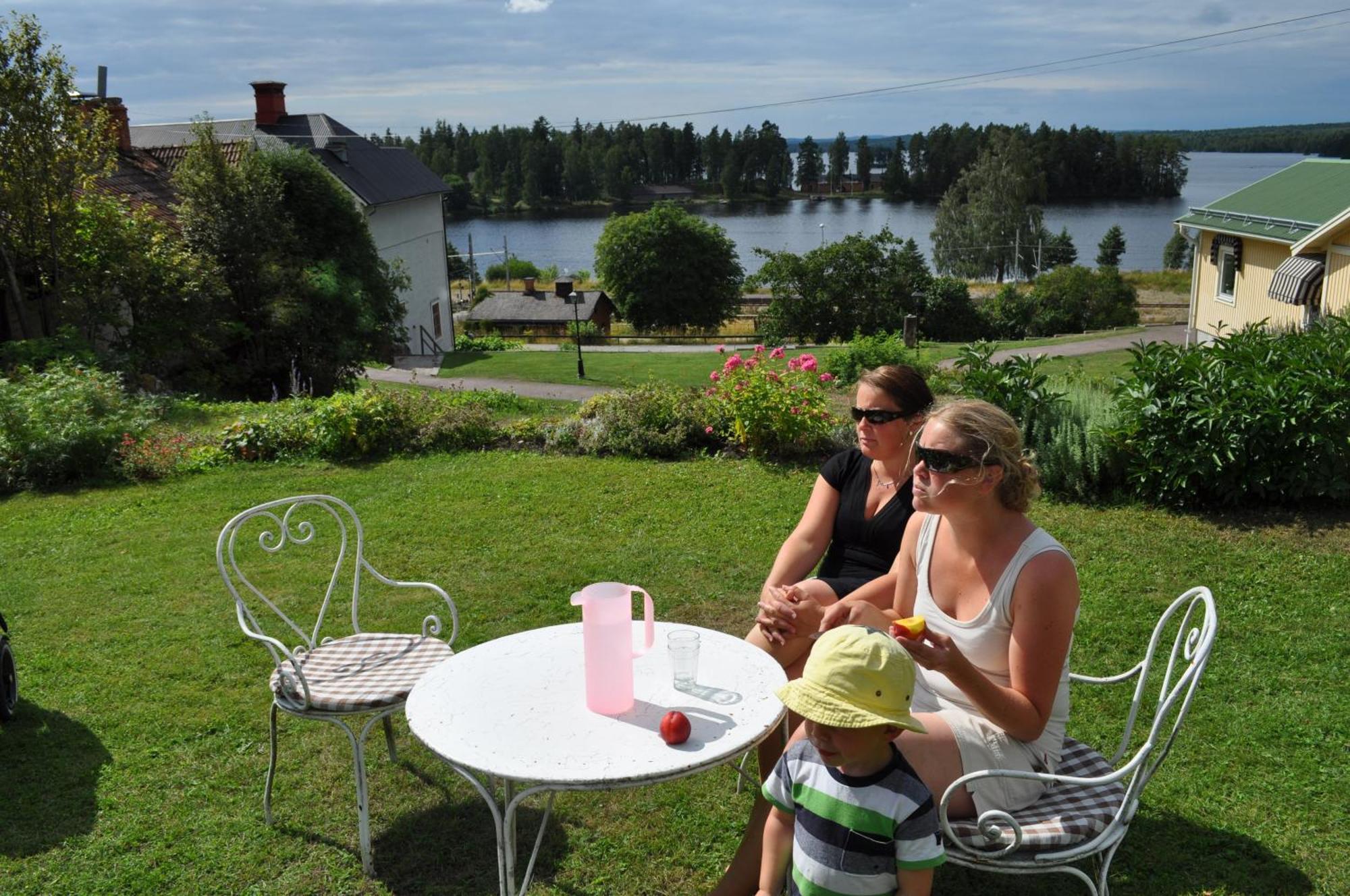 Vandrarhemmet Tallbacka/Aengelsberg Hostel Angelsberg Ngoại thất bức ảnh